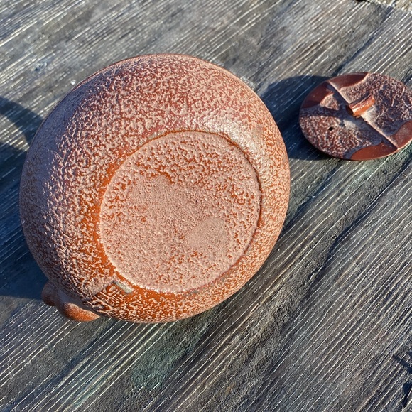 Cast Ironware Nanbu Tekki Japanese Tea kettle: Handmade one leaf / hearts EUC - Picture 6 of 12